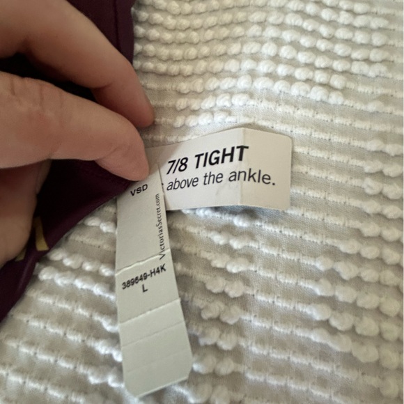 NWT Victoria’s Secret Sport - Purple Panther Print Leggings - Size Large - Picture 11 of 13